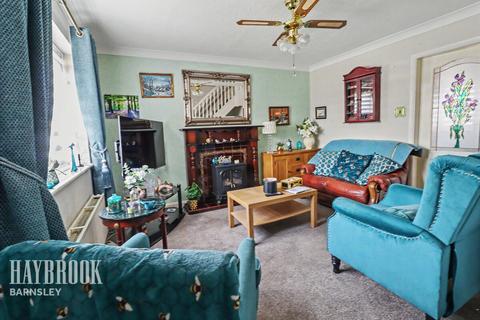 2 bedroom semi-detached house for sale, Harvest Close, Worsbrough