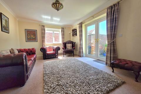 2 bedroom bungalow for sale, Berrow Road, Burnham-on-Sea, Somerset, TA8