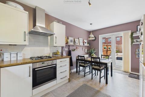 3 bedroom semi-detached house for sale, Ross Avenue, Upton, CH2