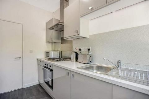 3 bedroom house to rent, Hayward Road, Bristol BS5