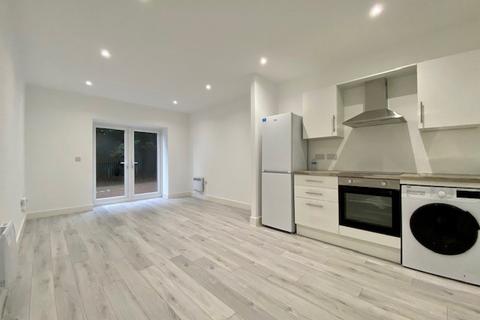 1 bedroom apartment to rent, Alton Mews, Aylesbury, HP19