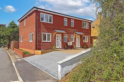 3 bedroom semi-detached house for sale, Hardwicke Place, London Colney