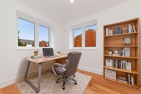 3 bedroom semi-detached house for sale, Hardwicke Place, London Colney