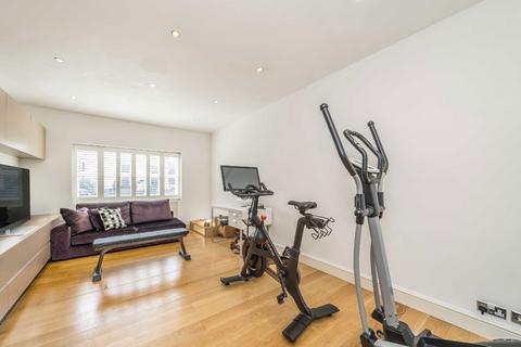 6 bedroom semi-detached house for sale, Belsize Road, London NW6