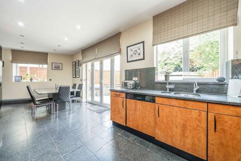 6 bedroom semi-detached house for sale, Belsize Road, London NW6