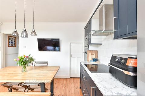 3 bedroom end of terrace house for sale, Victoria Road, Broadstairs CT10