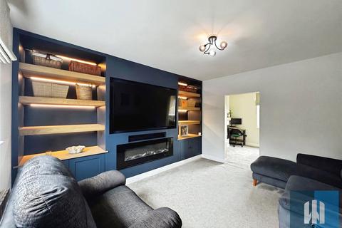 3 bedroom semi-detached house for sale, Blackmoorfoot Road, Huddersfield, HD4