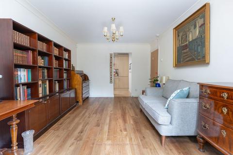 2 bedroom retirement property for sale, London Road, East Grinstead RH19
