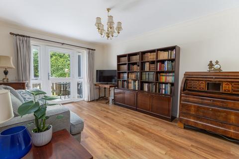 2 bedroom retirement property for sale, London Road, East Grinstead RH19