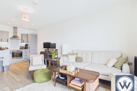 1 bedroom flat for sale, Cranton Avenue, Hayes, UB3 4FT