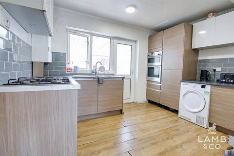 2 bedroom semi-detached bungalow for sale, Douglas Road, Clacton-on-Sea CO15