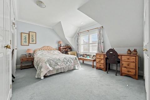 2 bedroom terraced house for sale, Penstones Court, Marlborough Lane SN7