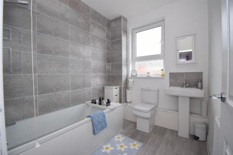 3 bedroom terraced house for sale, Garrick Street, South Shields