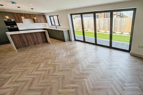 undefined, Bristol Road, Frampton Cotterell, Bristol BS36