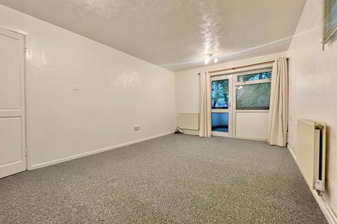 1 bedroom flat to rent, Bussey Road, NR6