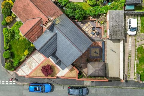3 bedroom semi-detached house for sale, Grosvenor Road, Haydock, WA11