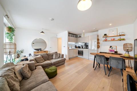 2 bedroom apartment for sale, Sumner Road, London