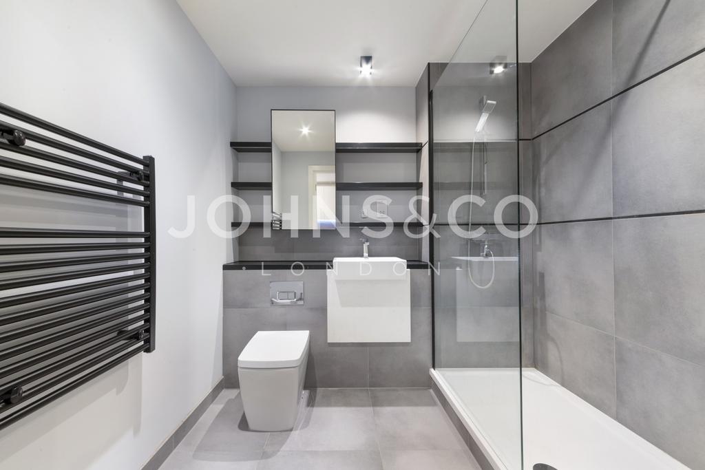 Apartment in London - More