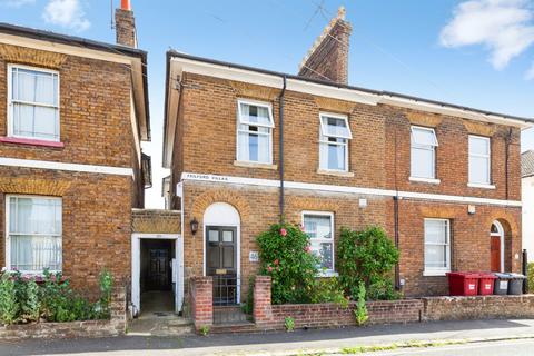 Alpha Street South, Slough