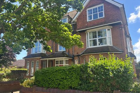 2 bedroom flat for sale, Middlesex Road, Bexhill-On-Sea