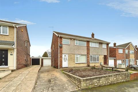 3 bedroom semi-detached house to rent, Howden Avenue, Doncaster DN6