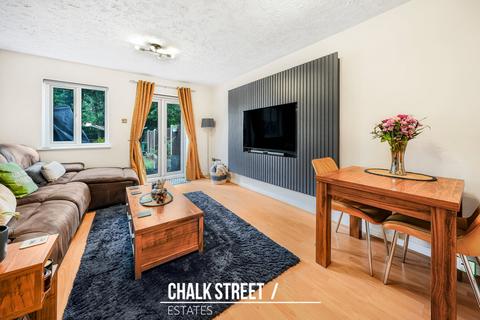 2 bedroom terraced house for sale, Fuchsia Close, Romford, RM7