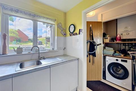 2 bedroom terraced bungalow for sale, Adcock Drive, Kenilworth