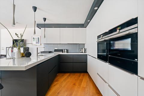 2 bedroom penthouse for sale, Merchants Road, Clifton, Bristol BS8