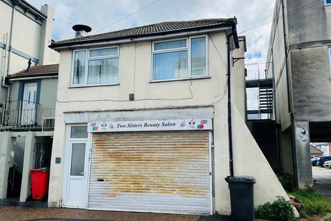 3 bed flat/apartment for rent in Susans Road, Eastbourne