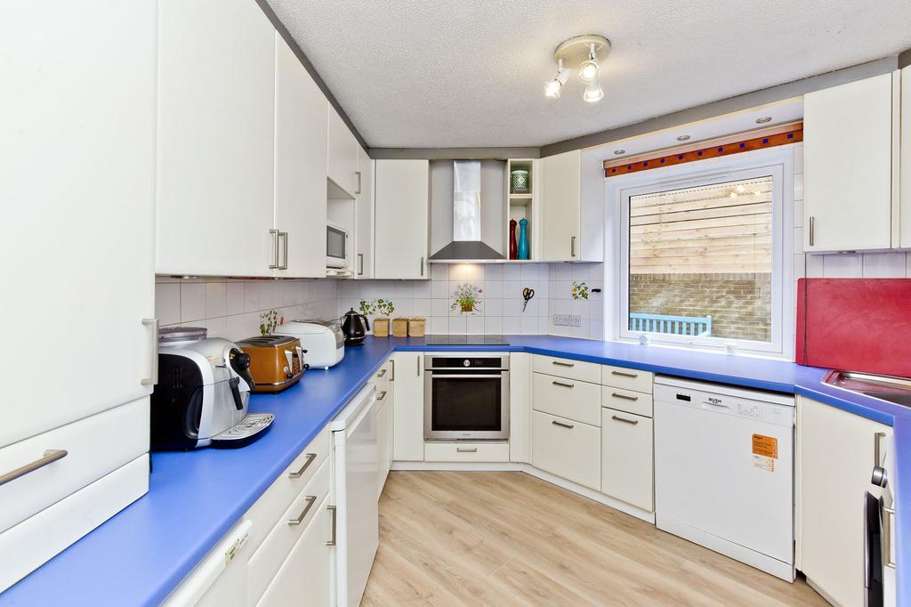 Apartment in Edinburgh, West End - More