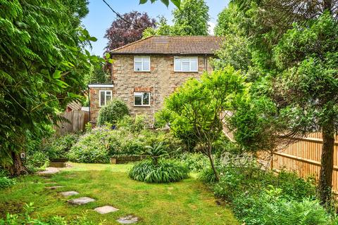 Stafford Road, Caterham, CR3
