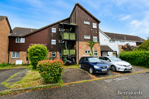 flat/apartment for rent in Scaldhurst, Pitsea, SS13