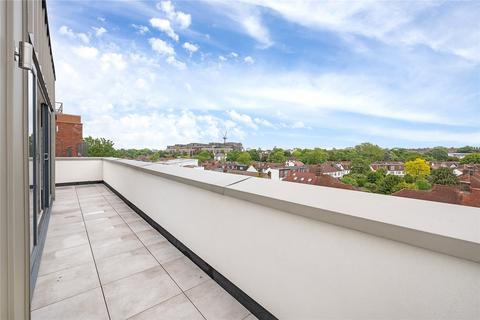 3 bedroom flat for sale, Thornton Road, London, SW12