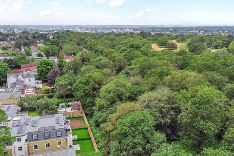 3 bedroom flat for sale, Shalford Lodge, 157 Kingston Hill, Kingston-Upon-Thames, London, KT2