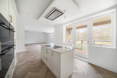 3 bedroom flat for sale, Shalford Lodge, 157 Kingston Hill, Kingston-Upon-Thames, London, KT2