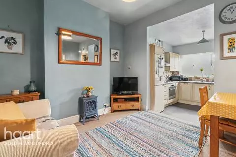 3 bedroom terraced house for sale – pohled 2