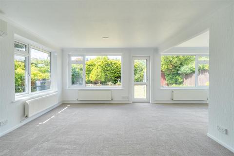 3 bedroom detached bungalow for sale, Evenlode Way, Keynsham, Bristol