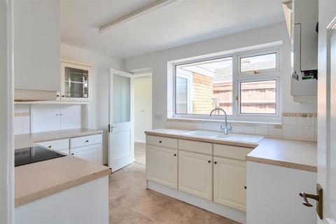 3 bedroom detached bungalow for sale, Evenlode Way, Keynsham, Bristol