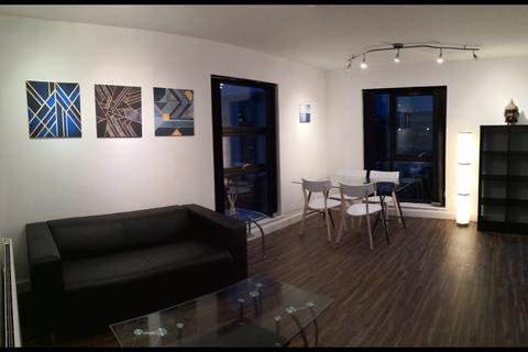 3 bedroom duplex to rent, West Craven Street, Salford M5