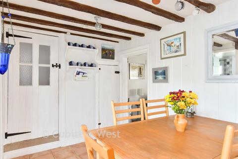 2 bedroom cottage for sale, Church Street, Seaford BN25