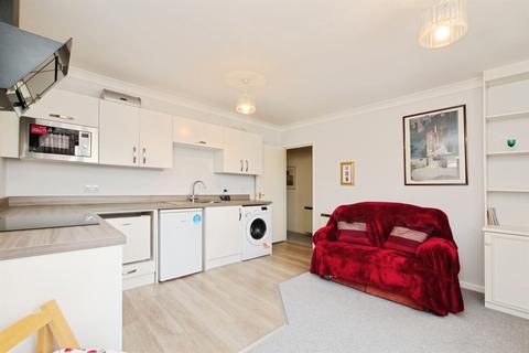 2 bedroom flat for sale, Beckside Gardens, York