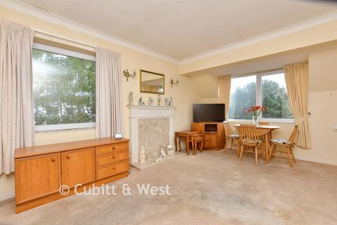 1 bedroom flat for sale, Forest Dene Court, Sutton SM2
