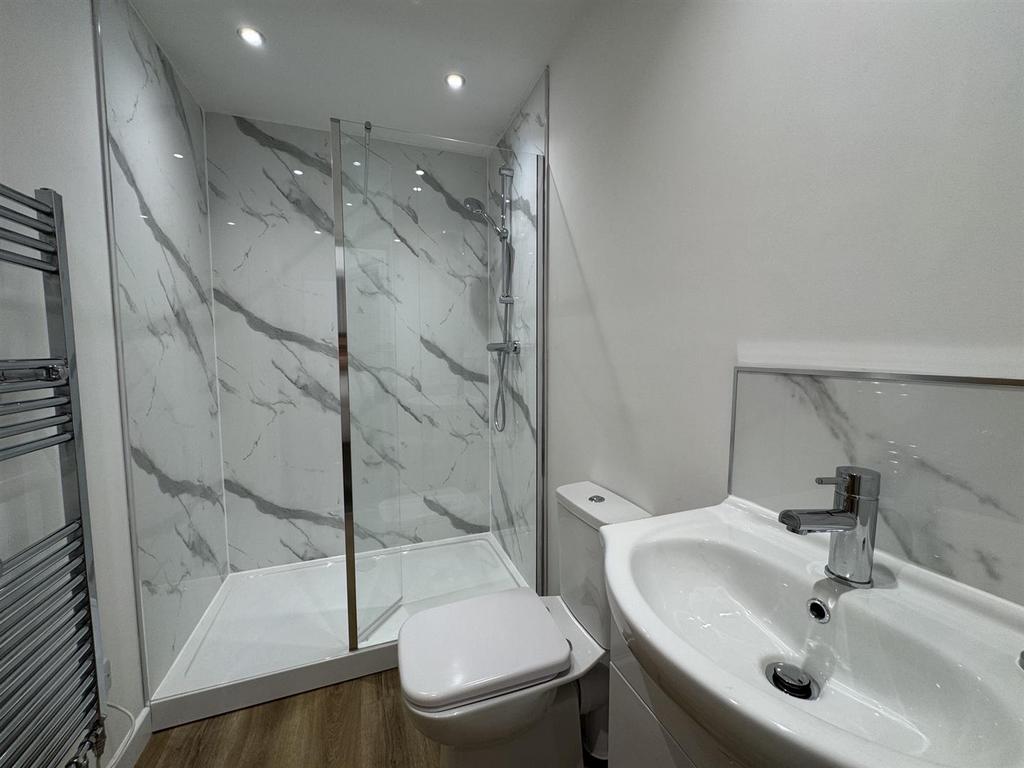 61 Regent Road, Leicester - View 4