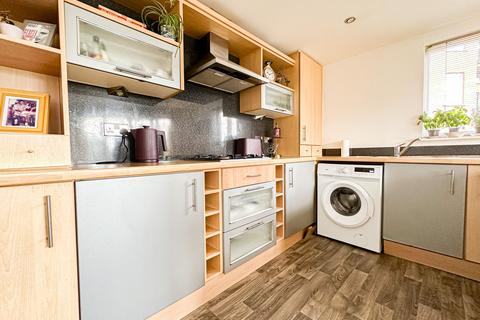 3 bedroom flat for sale, Ellerman Road, Liverpool, L3