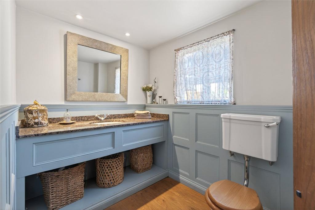Guest Cloakroom
