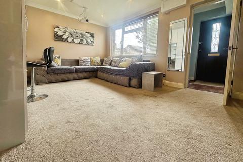 2 bed detached house for rent in Diamond Road, Hertfordshire WD24