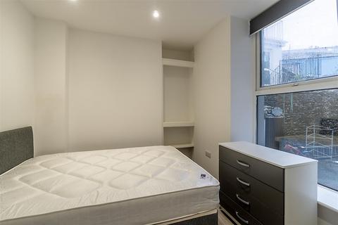 1 bedroom flat to rent, Clifton Place, North Hill, Plymouth
