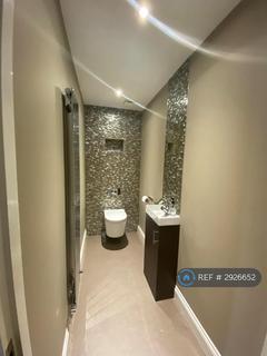 3 bedroom detached house to rent, Red Kite Way, High Wycombe, HP13