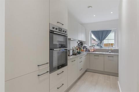 3 bedroom terraced house for sale, Utah Road, Paddock Wood