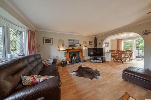 4 bedroom detached house for sale, Wickham Way, Haywards Heath, RH16